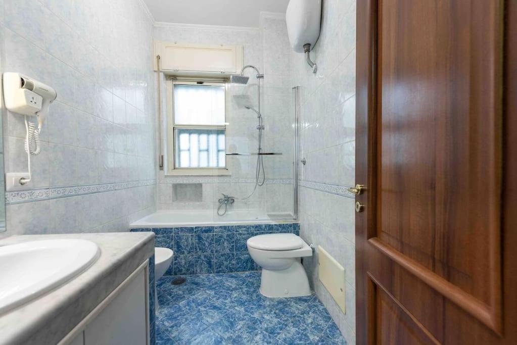 Metro 1 Materdei - Quiet For 4 People Apartment *